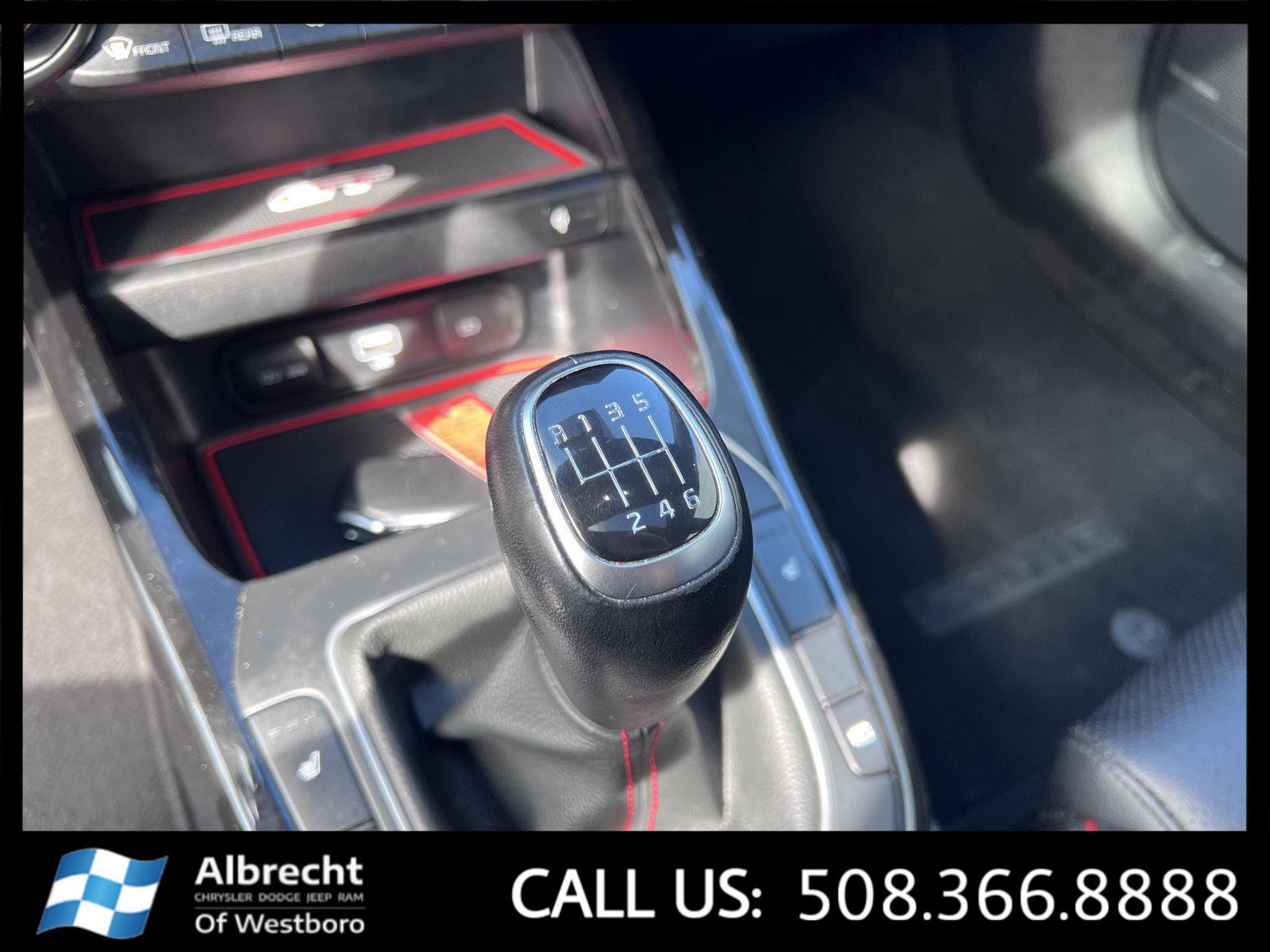 Used 2023 Kia Forte GT image 29