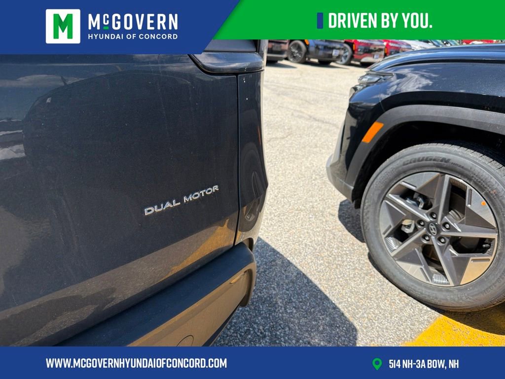 Used 2026 Tesla Model Y Long Range AWD/4WD image 4