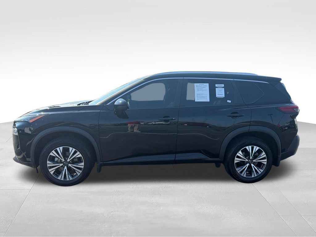 Used 2023 Nissan Rogue SV w/ SV Premium Package AWD/4WD image 2