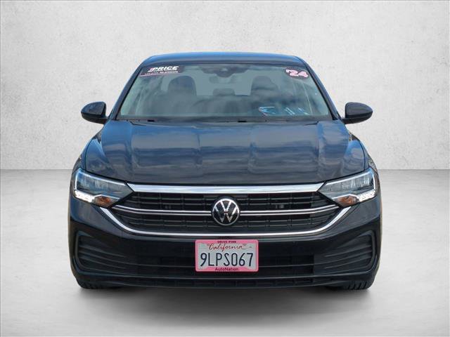 Used 2024 Volkswagen Jetta S image 2