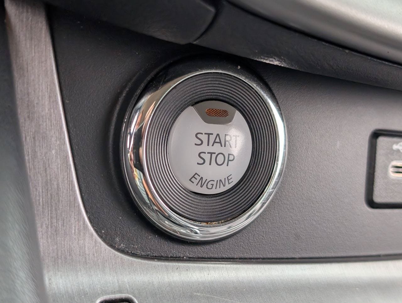 Used 2024 Nissan Murano SV FWD image 18