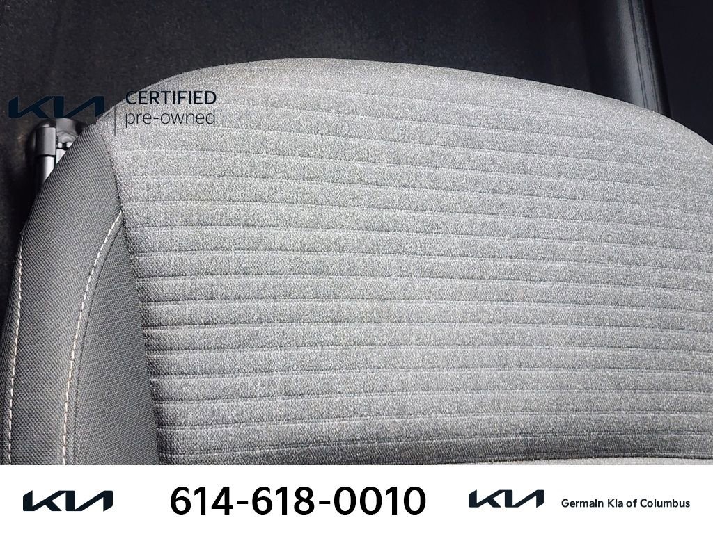 Certified 2021 Kia Soul S image 27