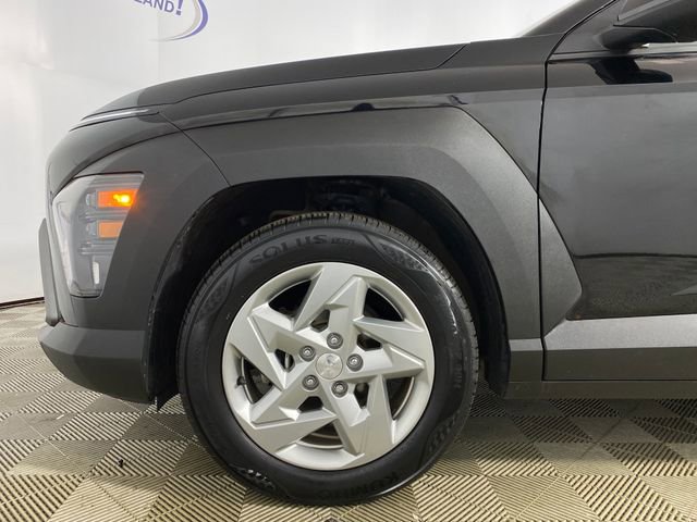 Used 2024 Hyundai Kona SE image 28