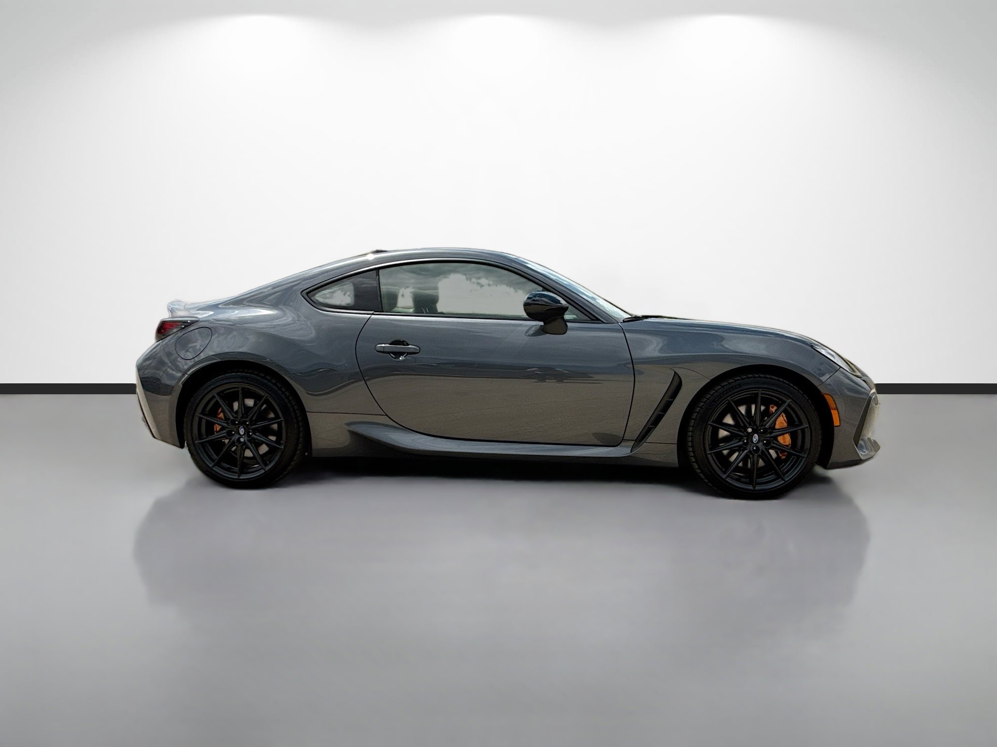 Used 2025 Subaru BRZ tS w/ Popular Package 2 RWD image 2