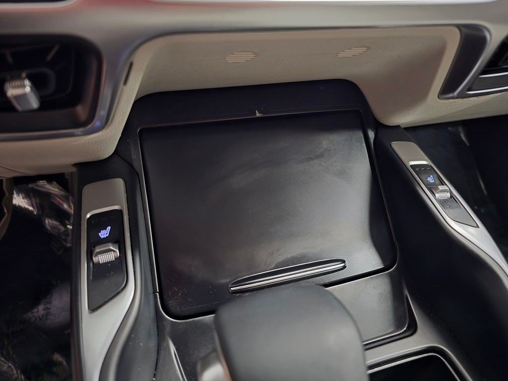Used 2022 Kia Sorento S w/ Panoramic Sunroof Package FWD image 27