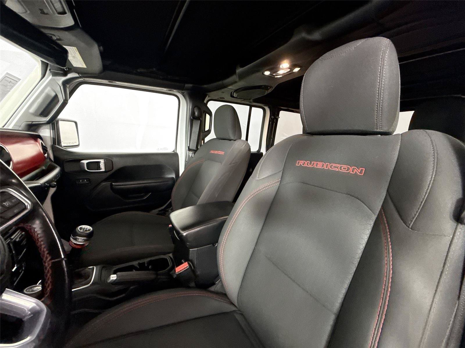 Used 2021 Jeep Wrangler Unlimited Rubicon AWD/4WD image 3