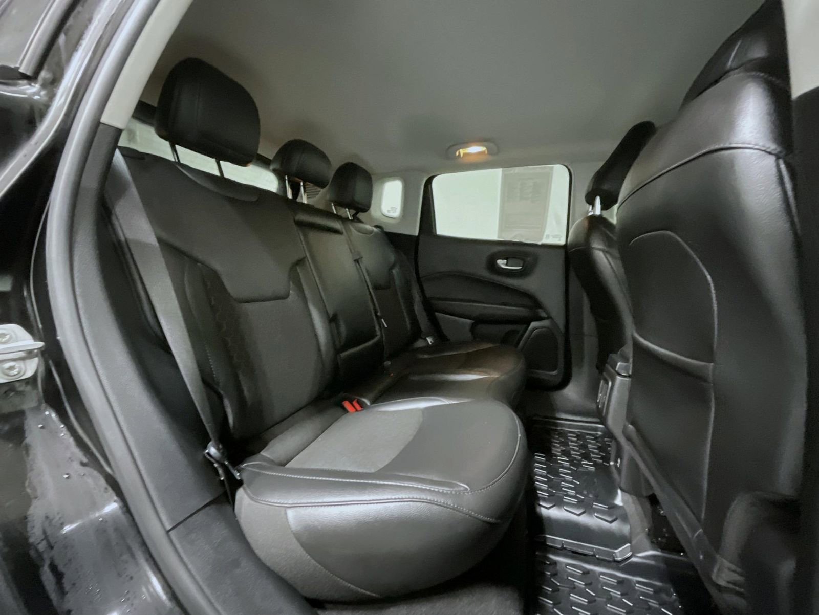 Used 2021 Jeep Compass Latitude image 20