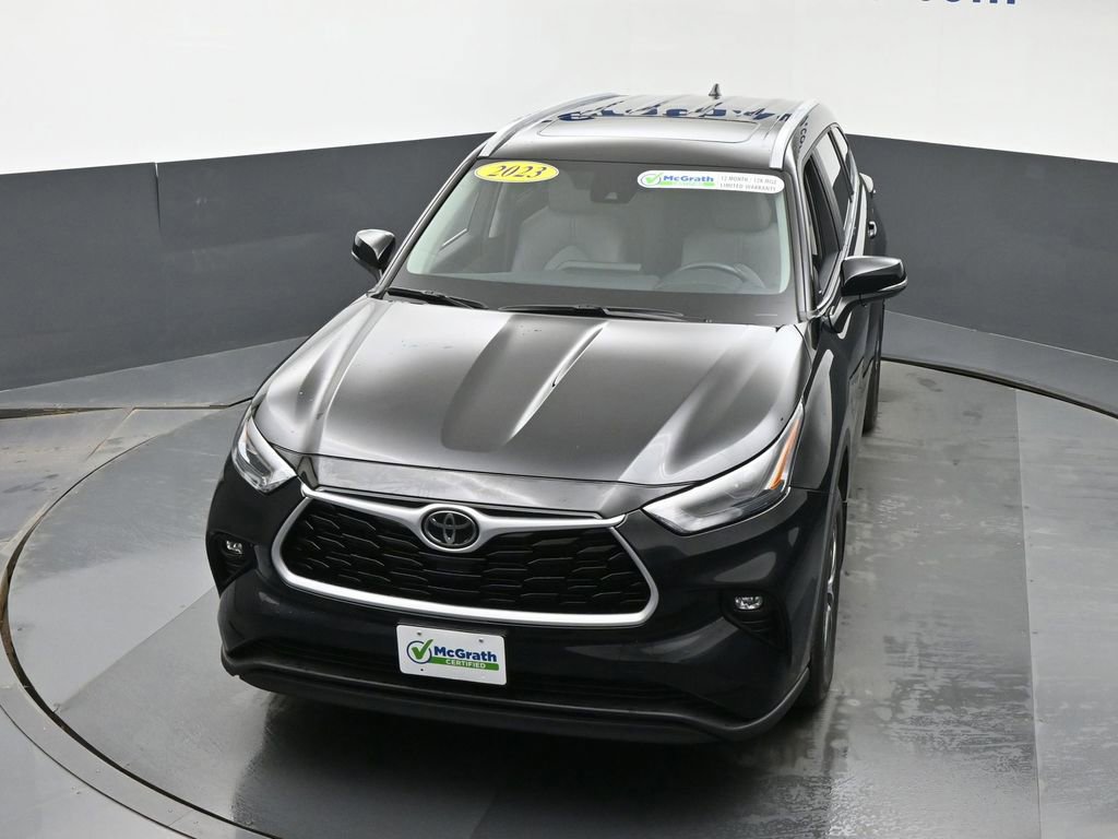 Used 2023 Toyota Highlander L image 28