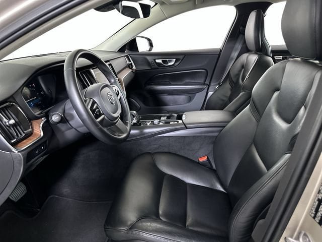 Used 2023 Volvo S60 T8 Plus AWD/4WD image 20