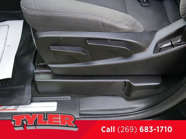 Used 2016 Chevrolet Silverado 1500 LT w/ Snow Plow Prep Package AWD/4WD image 18