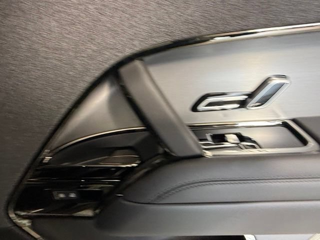 Used 2026 Land Rover Range Rover Sport SE AWD/4WD image 27