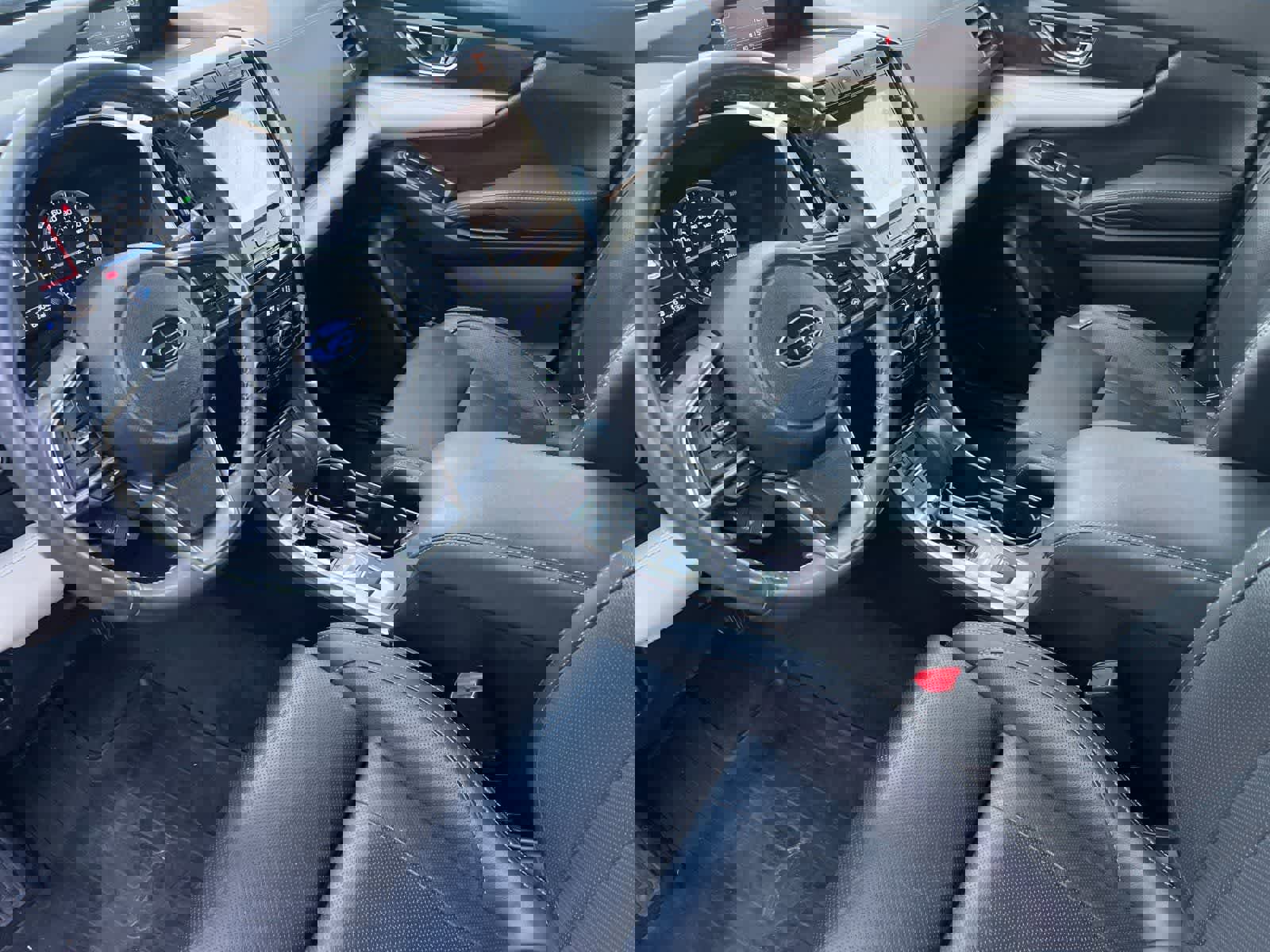 Used 2022 Subaru Ascent Touring w/ Popular Package #2A image 12