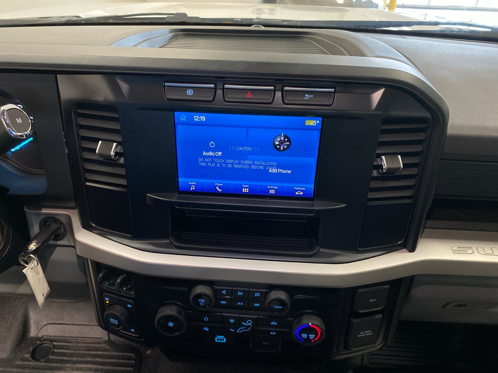 New 2024 Ford F550 4x4 Regular Cab Super Duty image 24