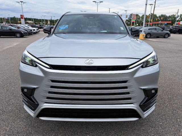 Used 2024 Lexus TX 500h AWD w/ Technology Package image 4