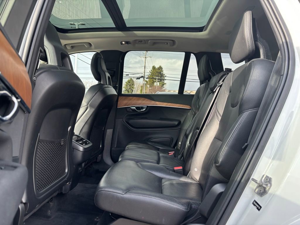 Used 2021 Volvo XC90 T6 Momentum w/ Protection Package Premier image 22