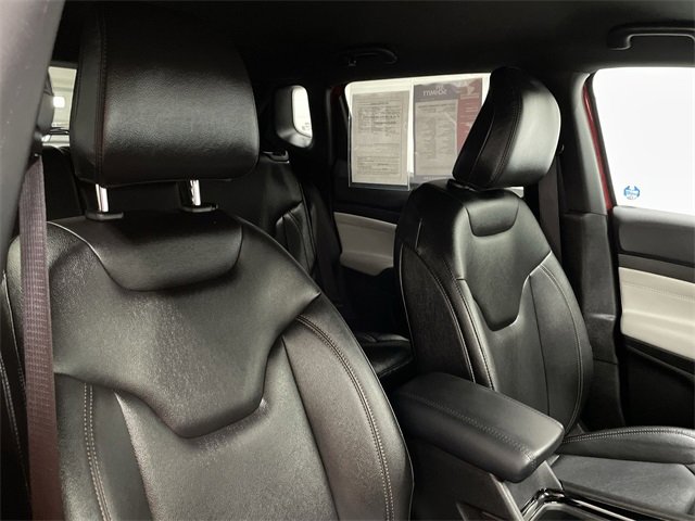 Used 2024 Jeep Compass Limited image 18