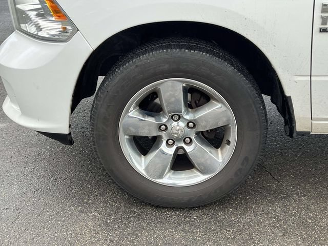 Used 2019 RAM 1500 Express w/ Express Value Package AWD/4WD image 10