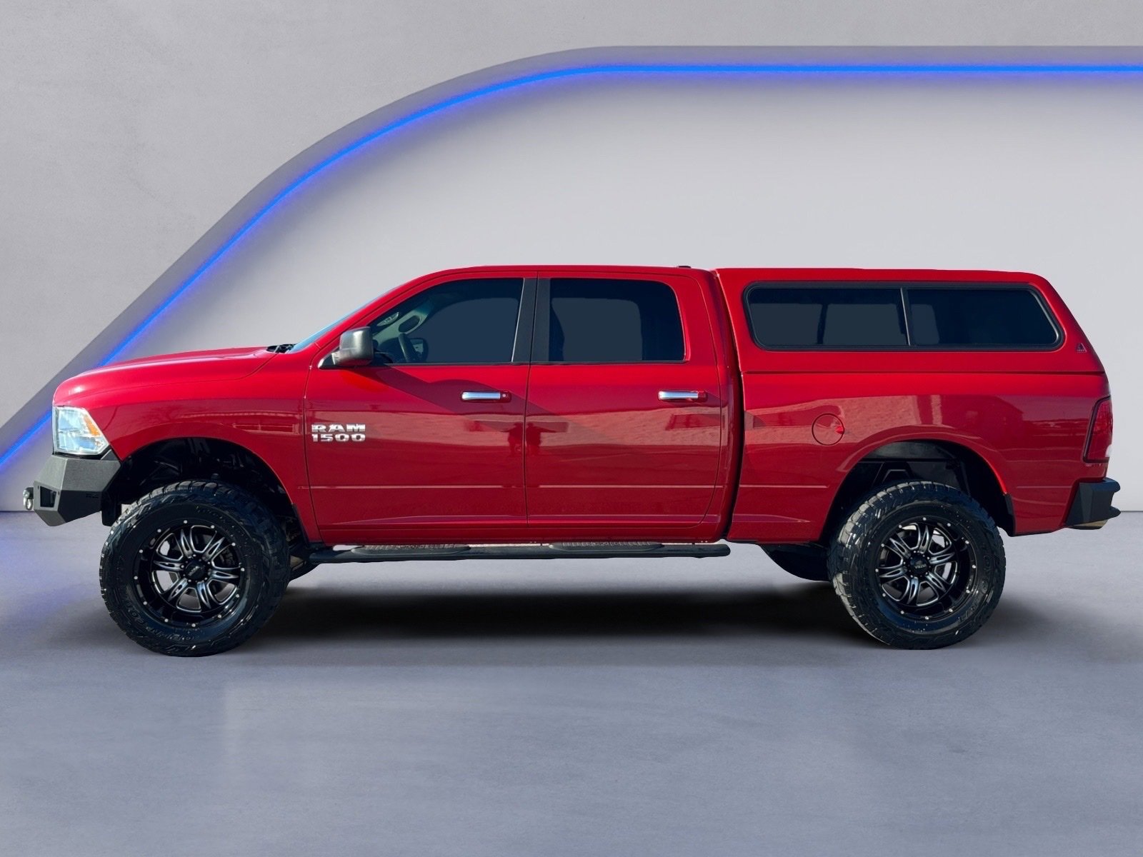 Used 2018 RAM 1500 Classic SLT image 11