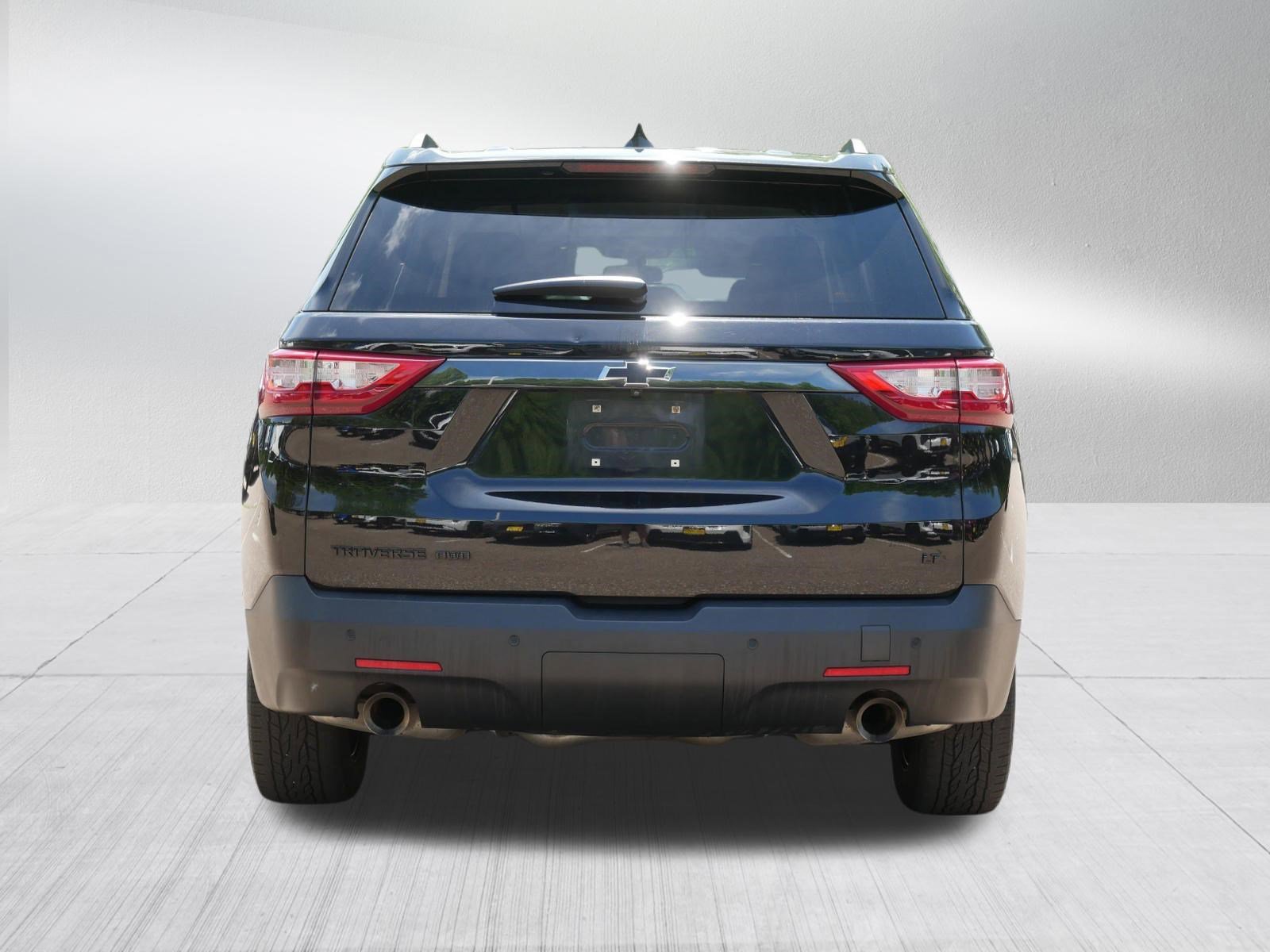 Used 2019 Chevrolet Traverse LT w/ LPO, Blackout Package AWD/4WD image 6