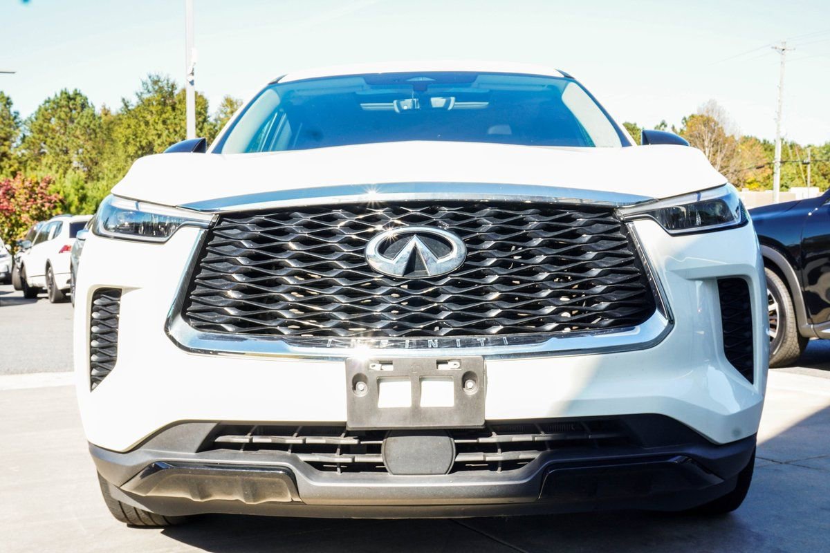 Certified 2023 INFINITI QX60 Pure image 6