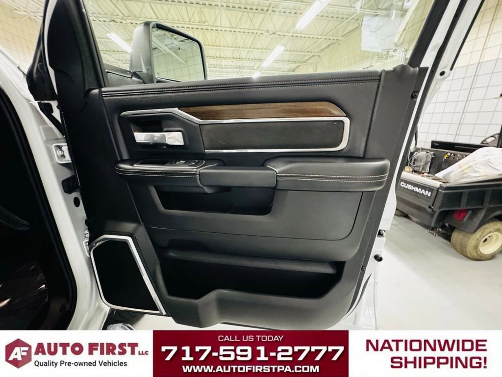 Used 2024 RAM 3500 Laramie w/ Towing Technology Group image 30