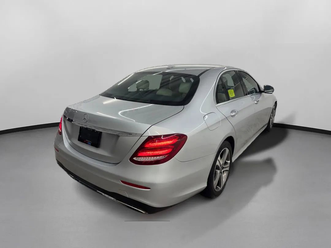 Used 2020 Mercedes-Benz E 350 Sedan image 10
