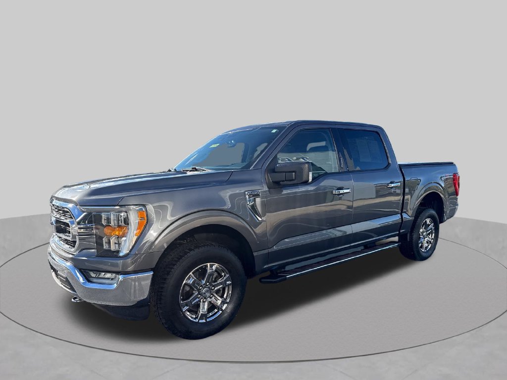 Used 2021 Ford F150 XLT w/ Equipment Group 302A High AWD/4WD image 3