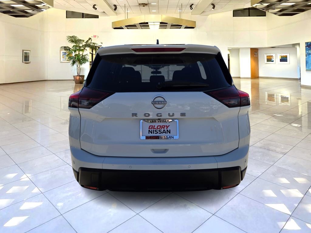 Used 2024 Nissan Rogue S image 6