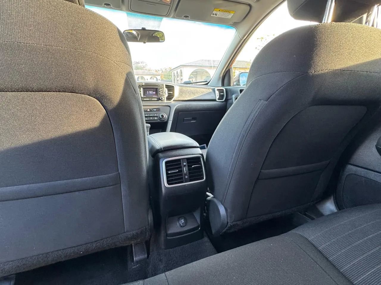 Used 2018 Kia Sportage LX FWD image 32