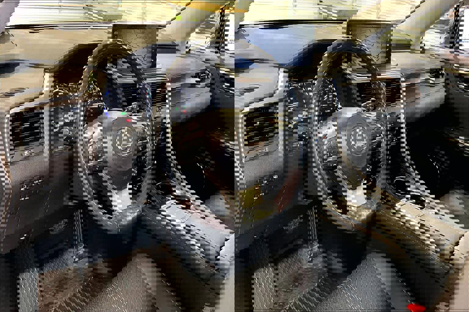 Used 2021 Lexus RX 450h AWD w/ Luxury Package image 15