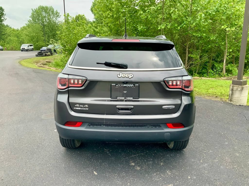 Used 2019 Jeep Compass Latitude w/ Popular Equipment Group AWD/4WD image 12