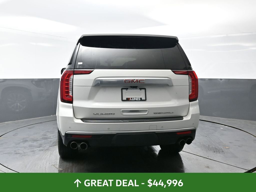 Used 2021 GMC Yukon Denali w/ Denali Premium Package image 13