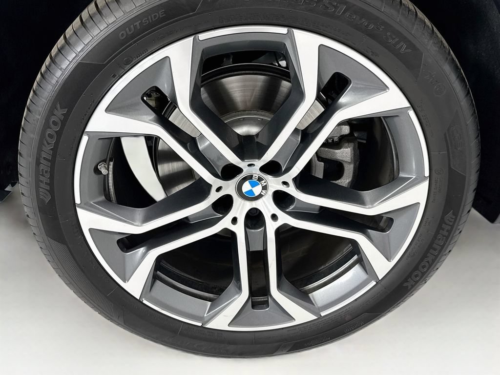 Used 2026 BMW X5 sDrive40i w/ Parking Assistance Package RWD image 32