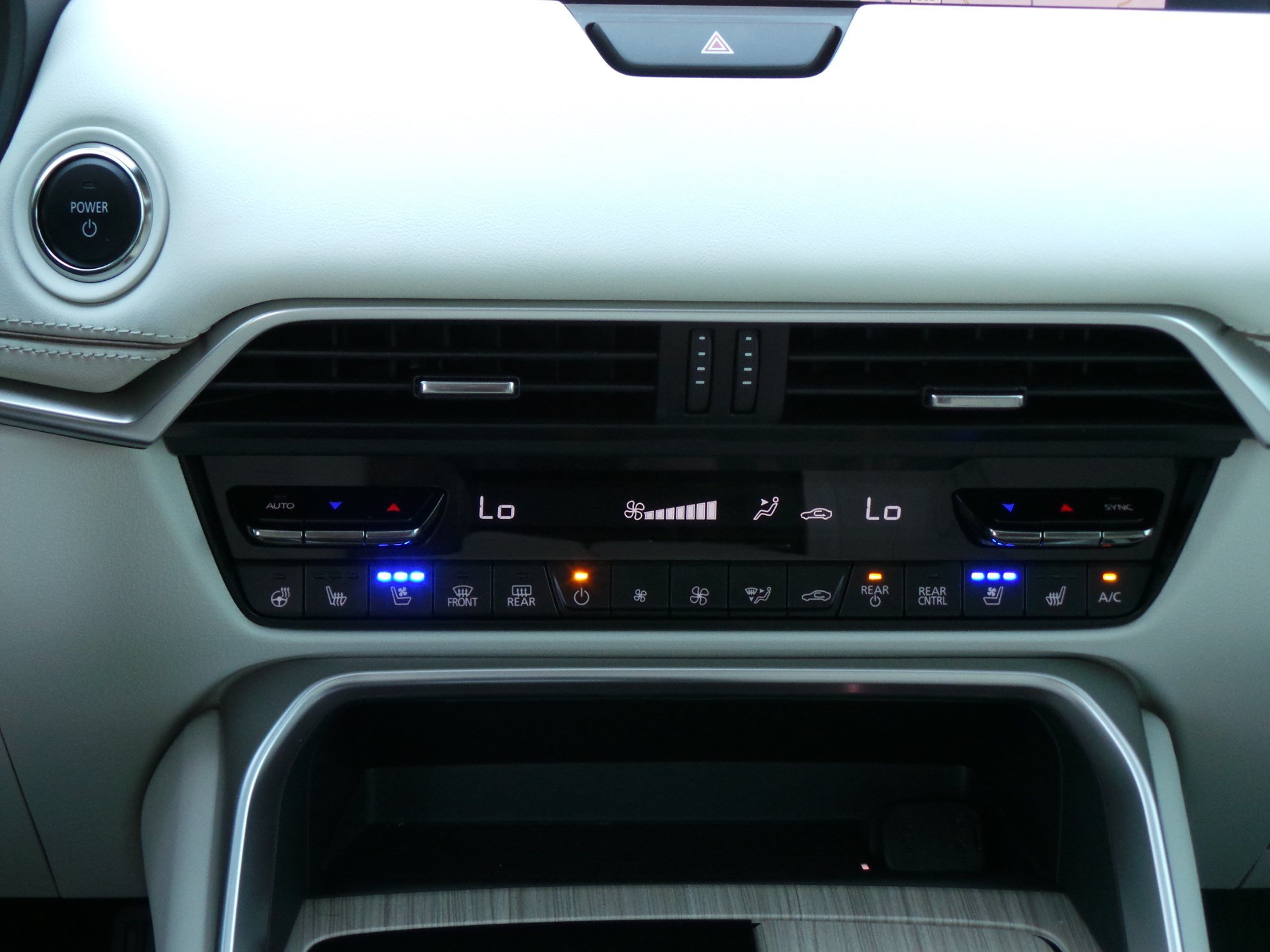Certified 2026 MAZDA CX-90 Plug-In Hybrid w/ Premium Plus AWD/4WD image 18