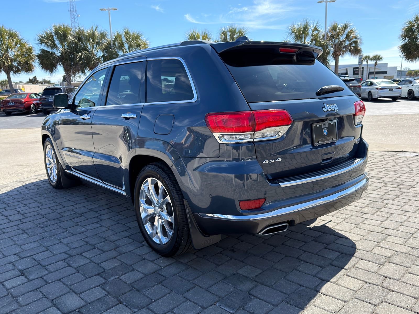 Used 2020 Jeep Grand Cherokee Summit image 11