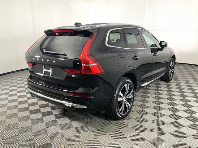 Used 2023 Volvo XC60 B5 Plus w/ Climate Package image 6
