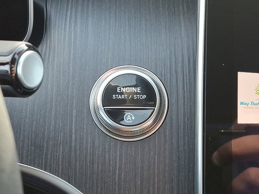 New 2026 Mercedes-Benz C 300 4MATIC Sedan image 21