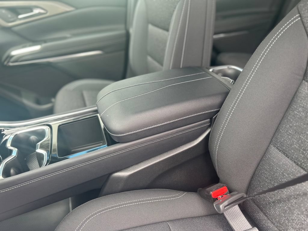New 2026 Chevrolet Traverse LT FWD image 9