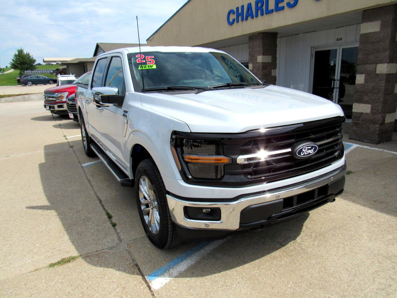 New 2025 Ford F150 XLT image 3