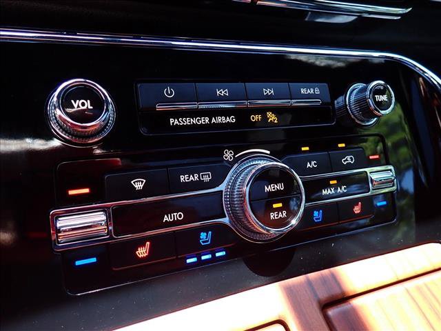 Used 2024 Lincoln Navigator Reserve AWD/4WD image 22