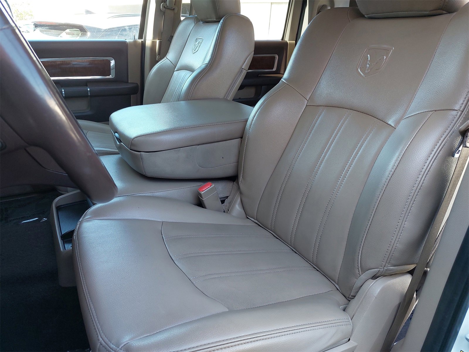 Used 2012 RAM 2500 Laramie w/ Protection Group image 13