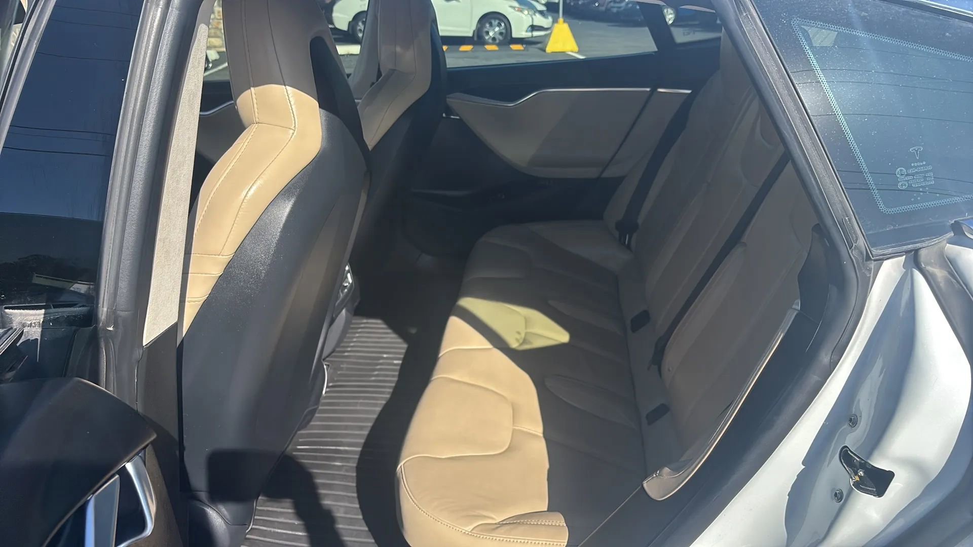 Used 2016 Tesla Model S 60 image 28