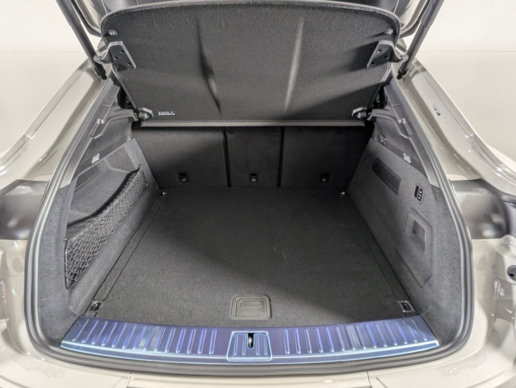 New 2026 Porsche Cayenne GTS image 15