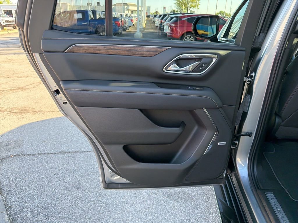 Certified 2023 Chevrolet Tahoe Premier AWD/4WD image 21