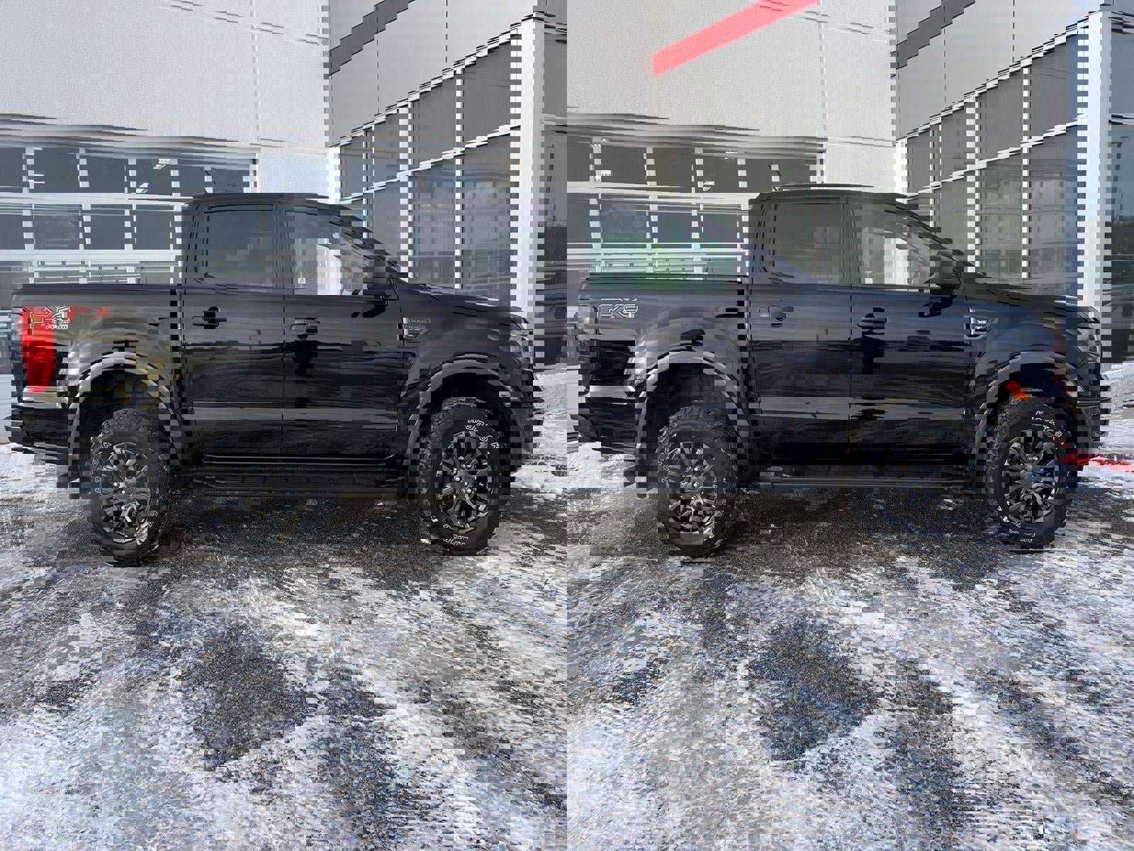 Used 2019 Ford Ranger XLT w/ Equipment Group 302A Luxury image 8