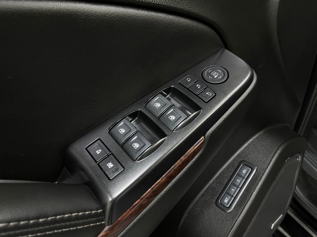 Used 2018 GMC Yukon SLT w/ Open Road Package image 18