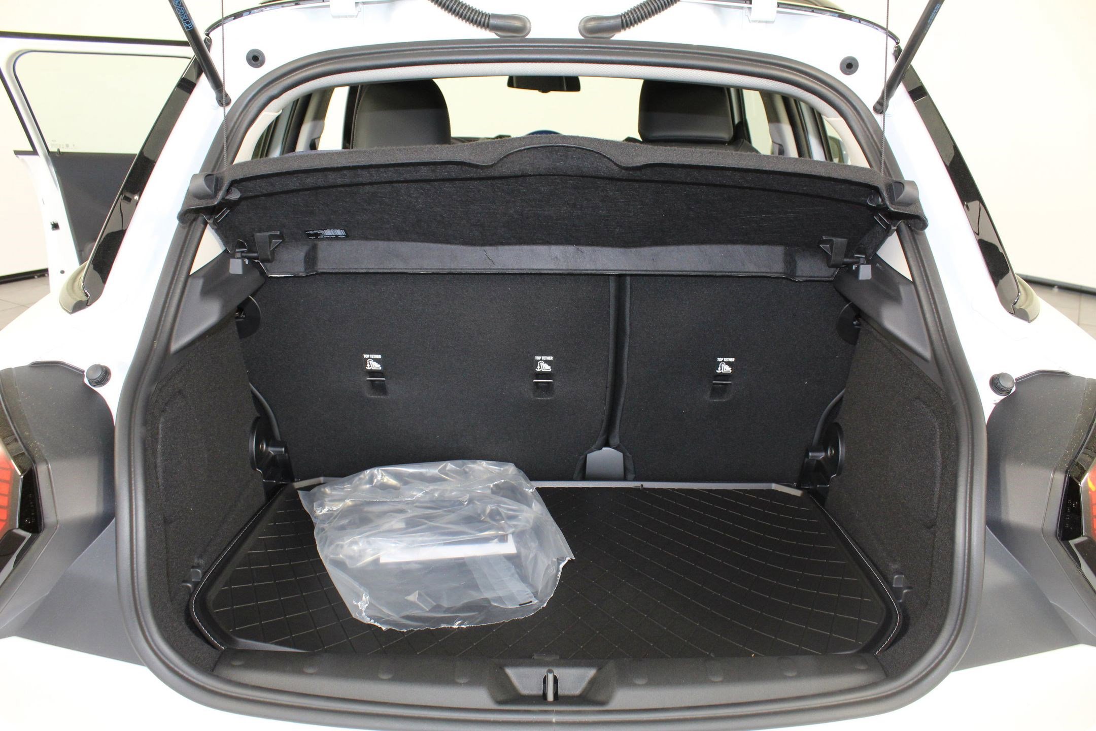 Certified 2025 MINI Cooper S image 25