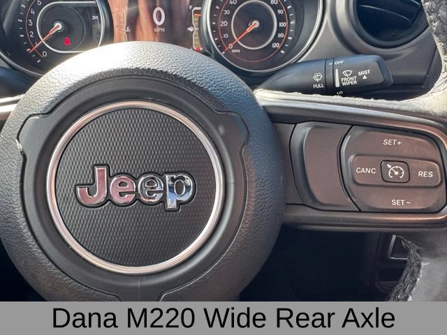Certified 2022 Jeep Gladiator Sport AWD/4WD image 30