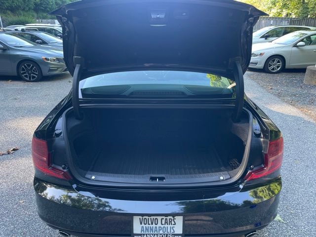 Used 2017 Volvo S90 T5 Momentum w/ Protection Package FWD image 15