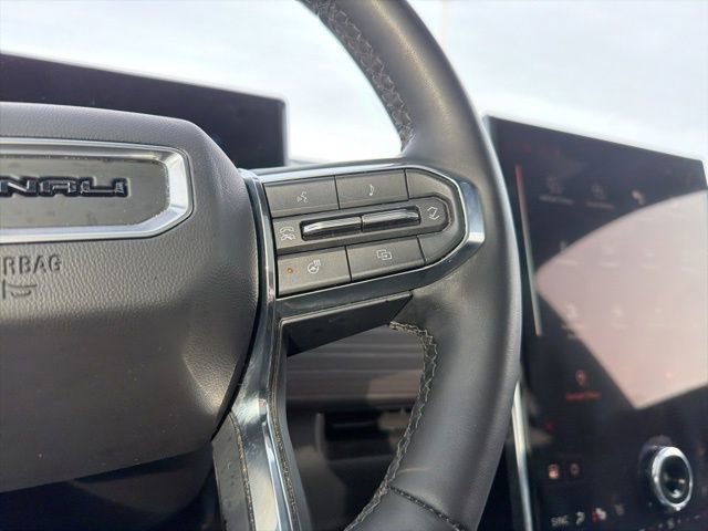 Used 2025 GMC Sierra EV Denali image 37